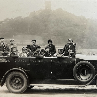 famille-voiture-lourdes-domaine-courbon