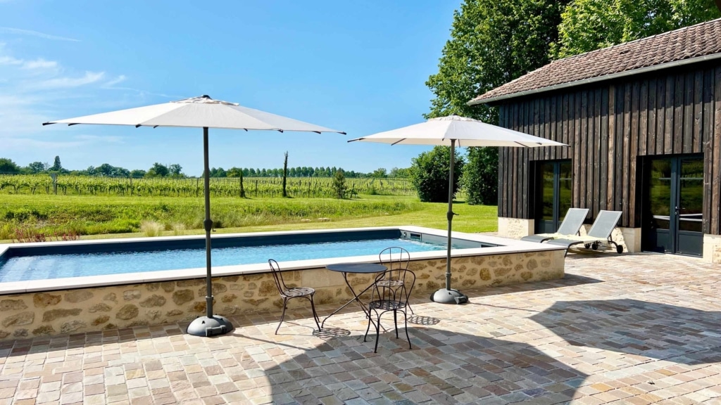 terrasse vue soleil avec parasols 3